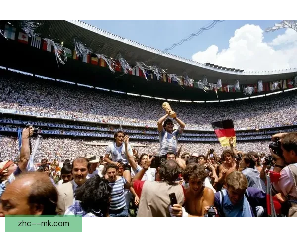 墨西哥城阿兹特克体育场翻新完毕获颁 FIFA 2026 开幕式举办许可