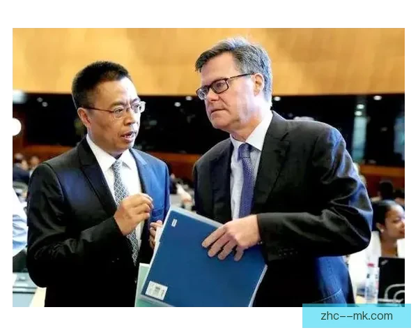 迪恩赫伊森冬窗拒绝弗罗西诺内租借转会加盟罗马决心坚定